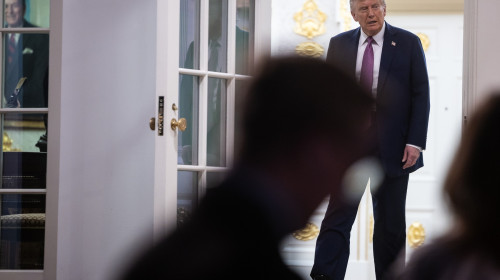 Trump Hosts GOP Members of Congress in the Newly Renovated Rose Garden