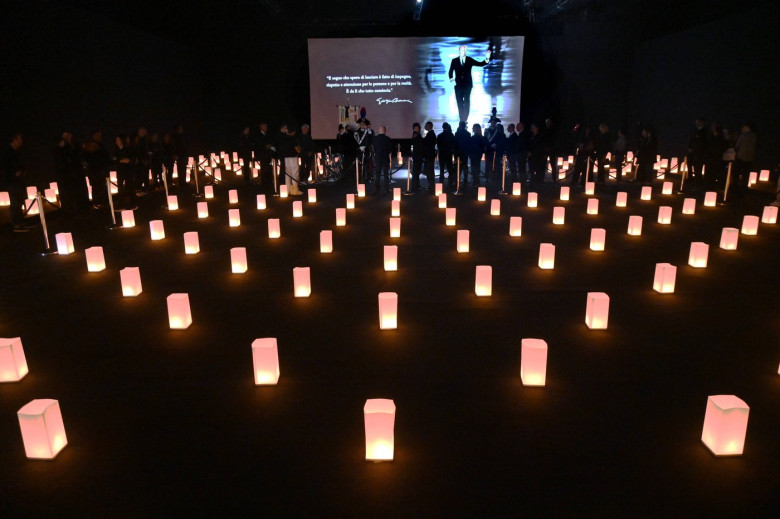 Milan, Giorgio Armani's funeral chapel has been set up at the Armani Theatre on Via Bergognone.