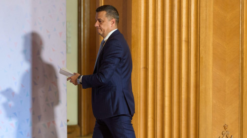 Bucharest, Romania. 1st Sep, 2025: Sorin Grindeanu, interim president of the Social Democratic Party (PSD), speaks to the press after the PSD National Political Bureau, at the Chamber of Deputies. Credit: Lucian Alecu/Alamy Live News