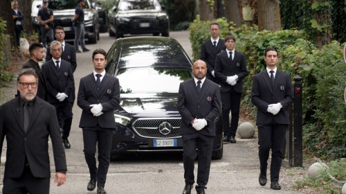 inmormantare Giorgio Armani