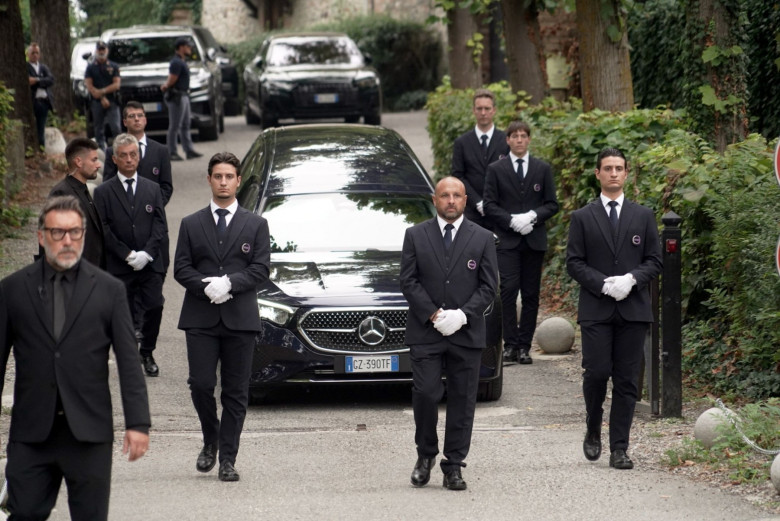inmormantare Giorgio Armani
