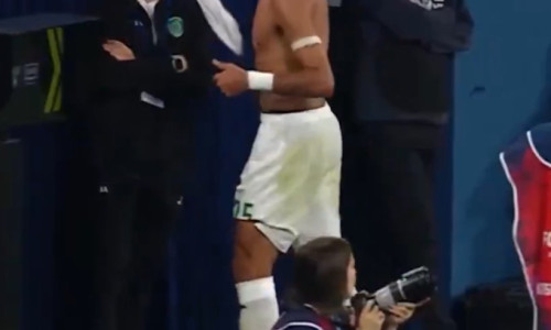 Scenă stânjenitoare la un meci din Rusia/ Foto: X