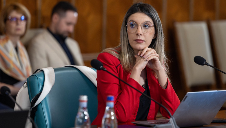 diana buzoianu
