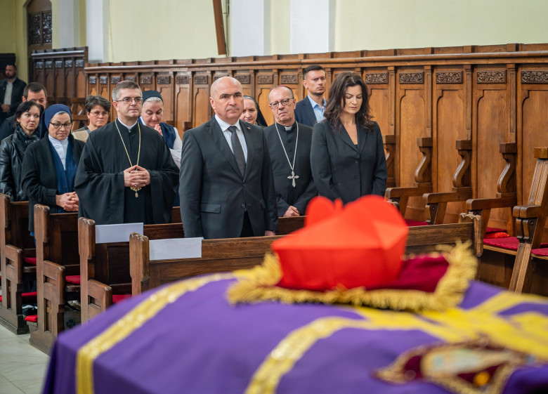 Ilie Bolojan și partenera sa3