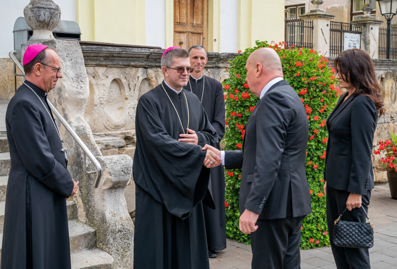 Ilie Bolojan și partenera sa