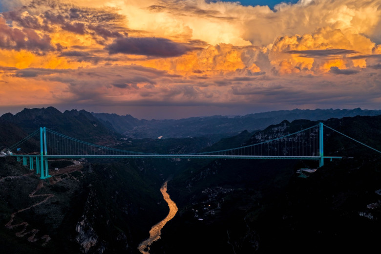 Podul Grand Canyon Huajiang