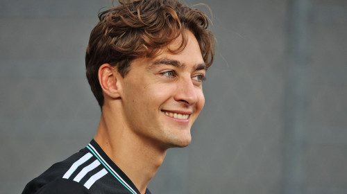 George Russell (GBR) Mercedes AMG F1 on the drivers' parade. 05.10.2025. Formula 1 World Championship, Rd 18, Singapore Grand Prix, Marina Bay Street Circuit, Singapore, Race Day. Photo credit should read: XPB/Alamy Live News.
