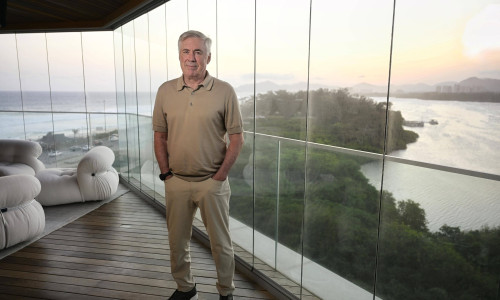 FOOT 2025 MAGAZINE ANCELOTTI