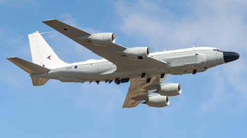 avion Boeing RC-135