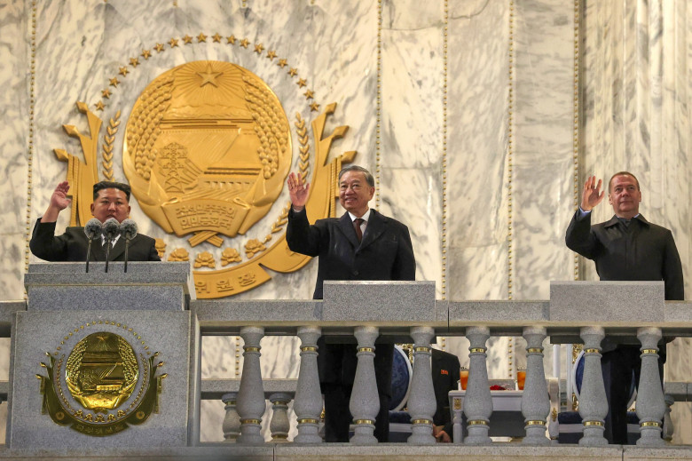 paradă militară coreea de nord