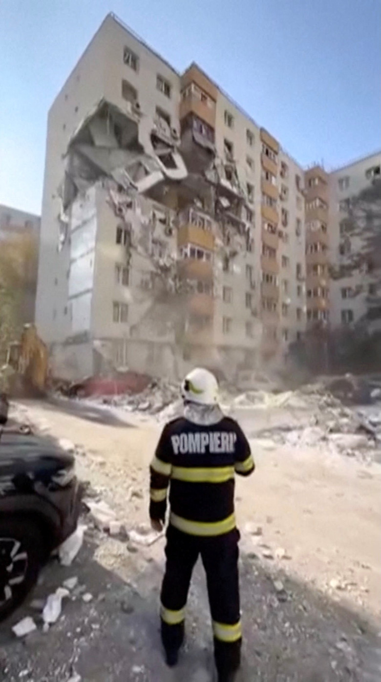 Explosion at eight-story apartment block, in Bucharest