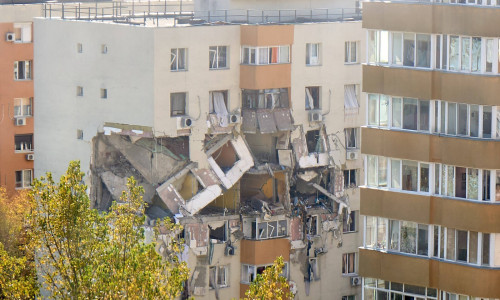 Deadly Gas Explosion Hits Residential Building in Bucharest, Romania