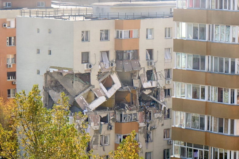 Deadly Gas Explosion Hits Residential Building in Bucharest, Romania