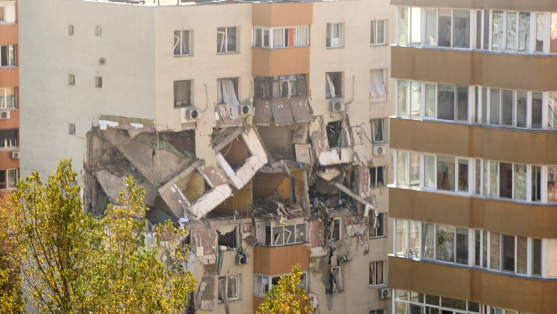 Deadly Gas Explosion Hits Residential Building in Bucharest, Romania