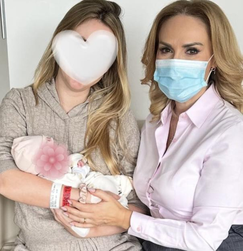 gabriela firea a devenit bunica (1)