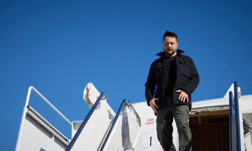 Le président Donald Trump reçoit le président ukrainien Volodymyr Zelensky à la Maison Blanche à Washington