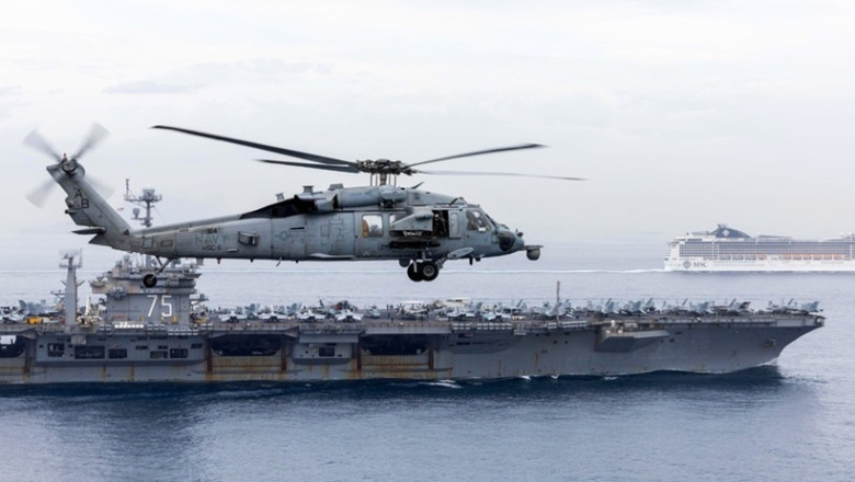 Un elicopter MH-60R şi un avion FA-18F s-au prăbușit în Marea Chinei de Sud/ Foto: X