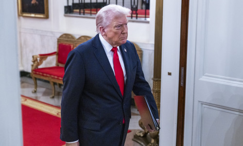 Trump speaks at a fundraiser for his ballroom extension