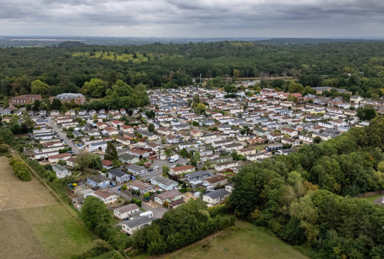 "We're Wills and Kate's new neighbours - they're welcome for a cuppa"
