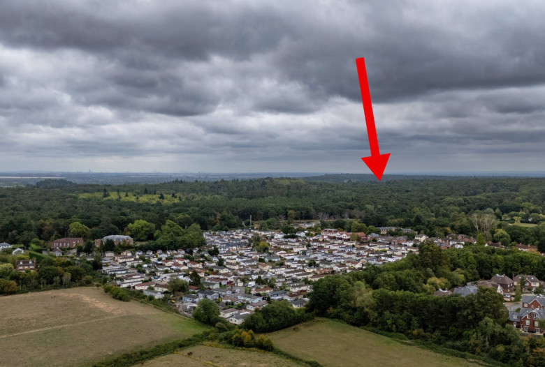 "We're Wills and Kate's new neighbours - they're welcome for a cuppa"