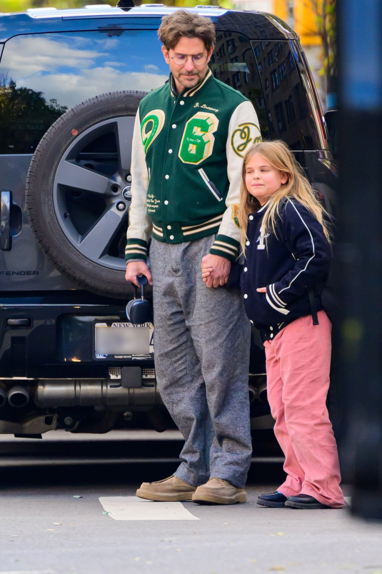 Bradley Cooper și fiica sa