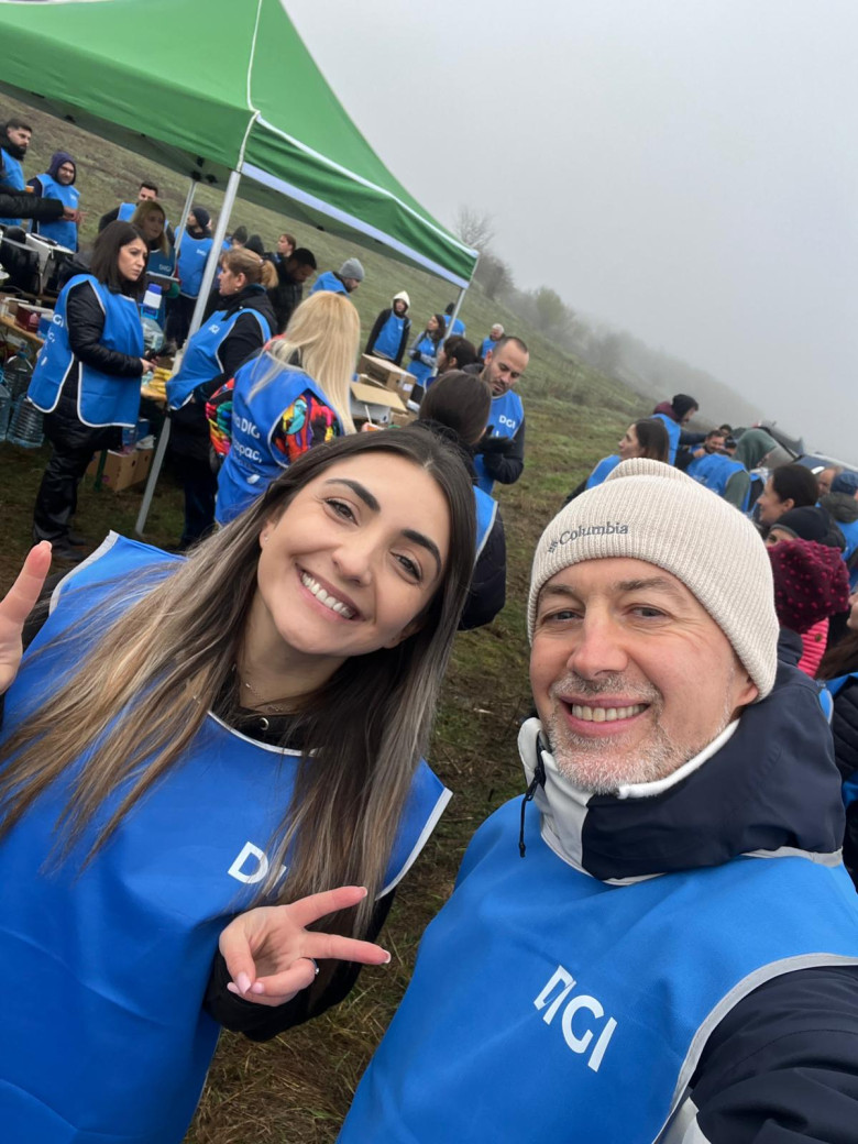 2948fde6-2369-49df-bac9-4ba783676ab6