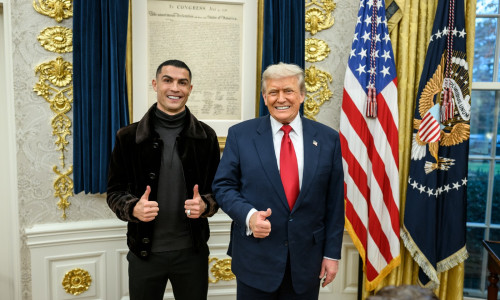 Cristiano Ronaldo visits the White House