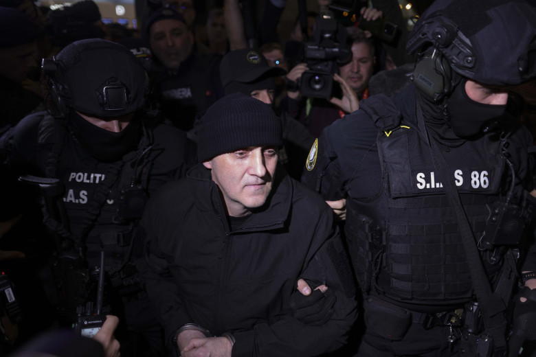 INSTANT_POTRA_OTOPENI_09_INQUAM_Photos_Octav_Ganea