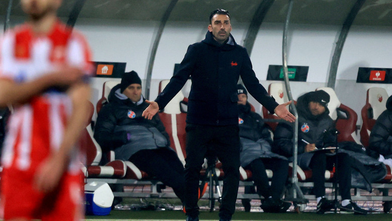 27.11.2025 Belgrade(Serbia) FK Crvena Zvezda(FC Red Star)-FCSB Europa League men s fooball Elias Charalambous FCSB coach