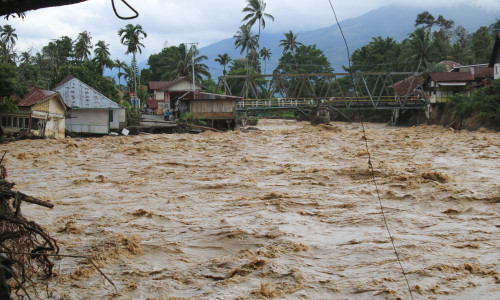 25 Died: Aftermath of Flash flood in West Sumatra Indonesia