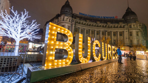 Târgul de Crăciun din Piața Universității/ Foto: Facebook