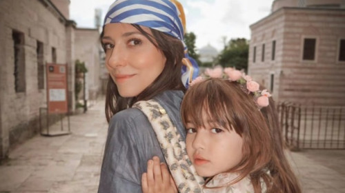 Dana Rogoz și fiica ei, Lia