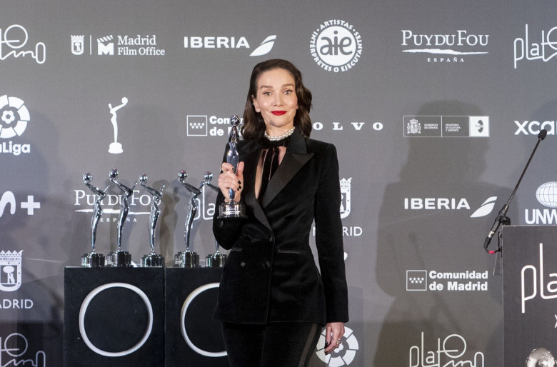 Benicio del Toro receives the Honorary Award at the 10th edition of the Platinum Awards