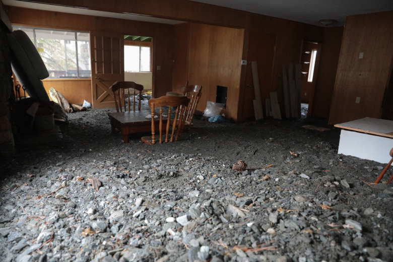 Powerful winter storm triggers mudslides in southern California