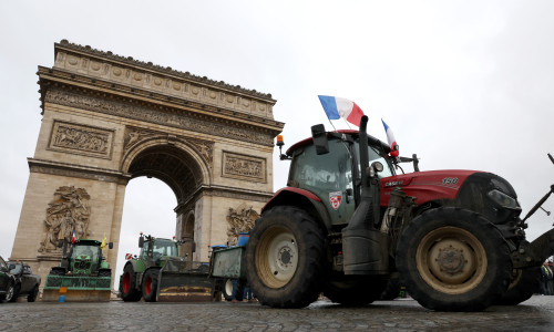 French Farmers Stage Tractor Rally Against Mercosur Deal