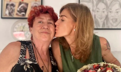 roxana ciuhulescu si mama ei