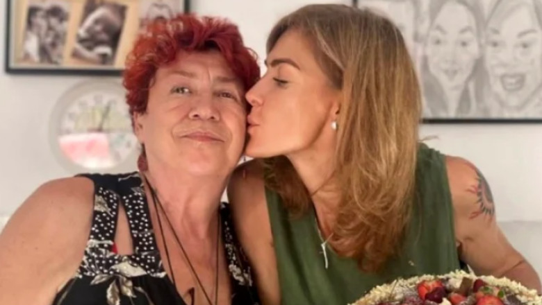 roxana ciuhulescu si mama ei