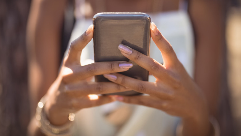 O femeie din București și-a trimis singură mesaje de amenințare/ Profimedia