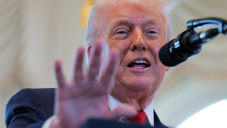 President Trump Participates In Southern Boulevard Dedication Ceremony In Palm Beach, Florida