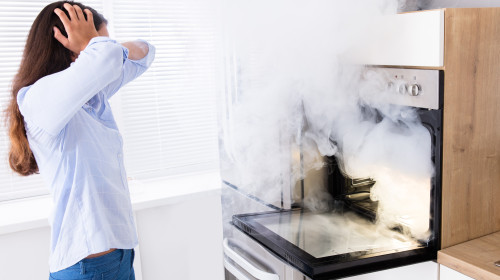 Ce s-a întâmplat după ce un copil de 9 ani a băgat un termometru în cuptor/ Profimedia