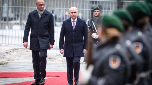 Berlin, Friedrich Merz trifft Ilie Bolojan