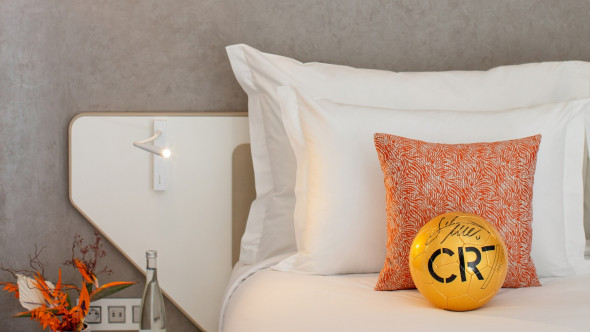 Cristiano Ronaldo nu e doar zeu al fotbalului, ci și în afaceri îi merge din plin. Are cinci hoteluri de lux și planuri pentru unele noi
