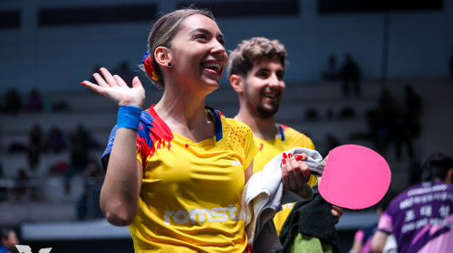 Bernadette Szocs şi Eduard Ionescu