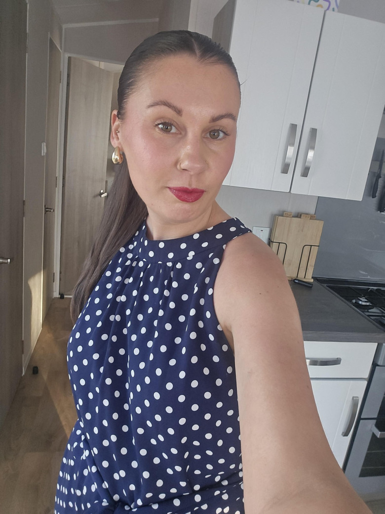 katrina, femeia care traieste intr-o rulota