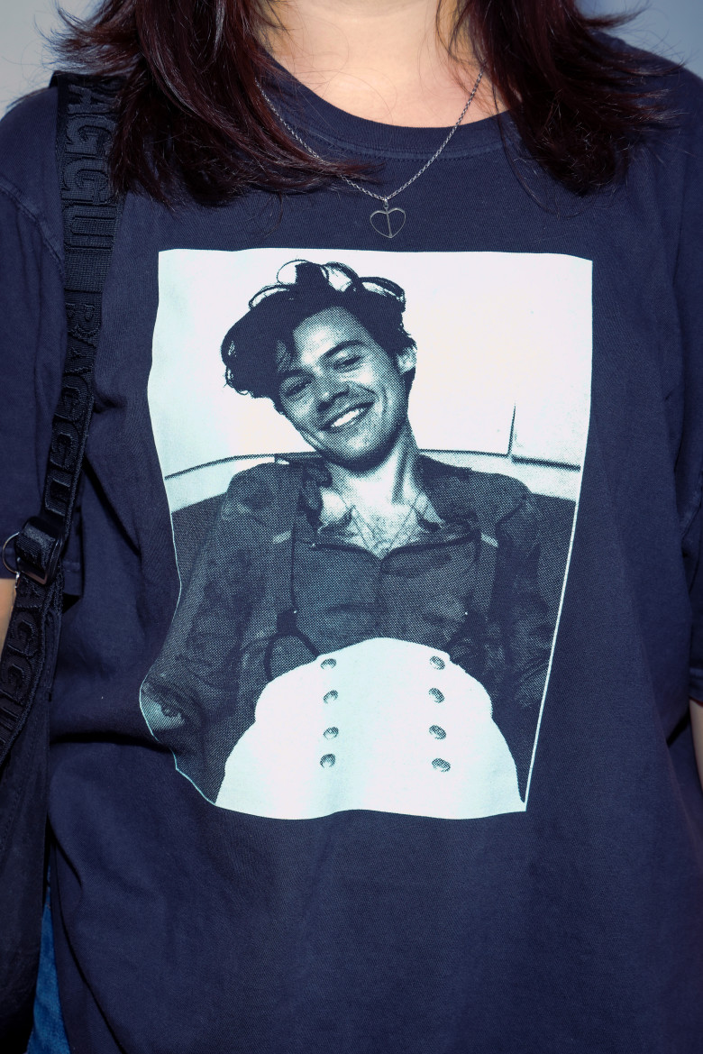 Fans Celebrate The Release Of Harry Styles' New Album "Kiss All The Time, Disco, Occasionally"