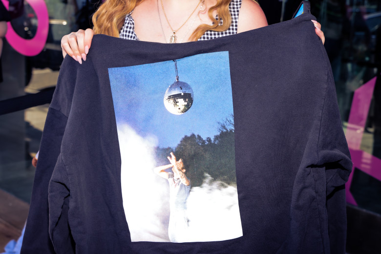 Fans Celebrate The Release Of Harry Styles' New Album "Kiss All The Time, Disco, Occasionally"