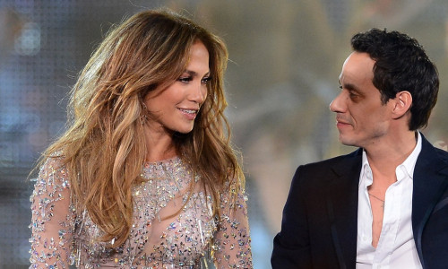 Q'Viva! The Chosen Live