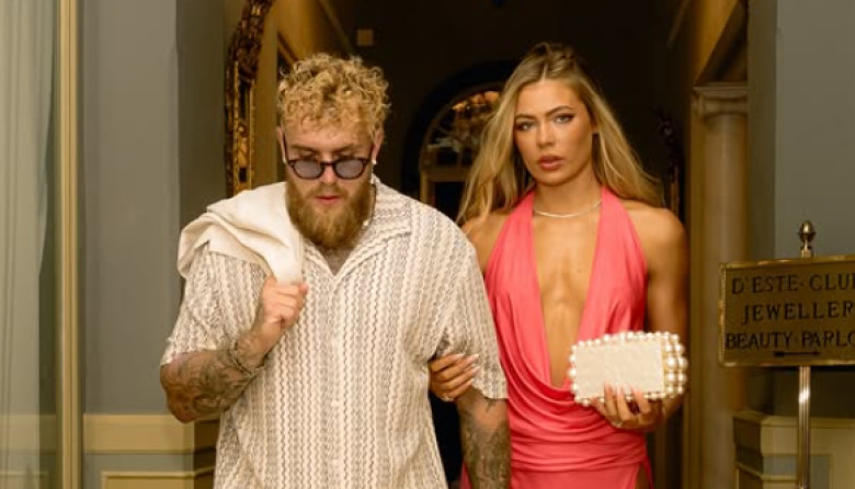 jake paul si Jutta Leerdeman