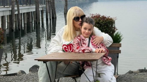 Elena Udrea și fiica ei, Eva Maria/ Foto: Facebook