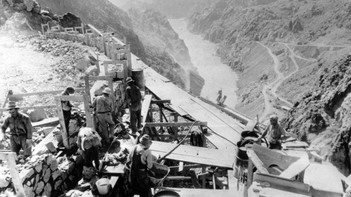 HOOVER DAM CONSTRUCTION